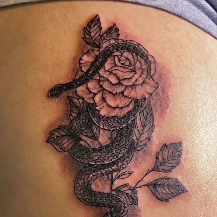Bläck & Blod Tattoo - 5